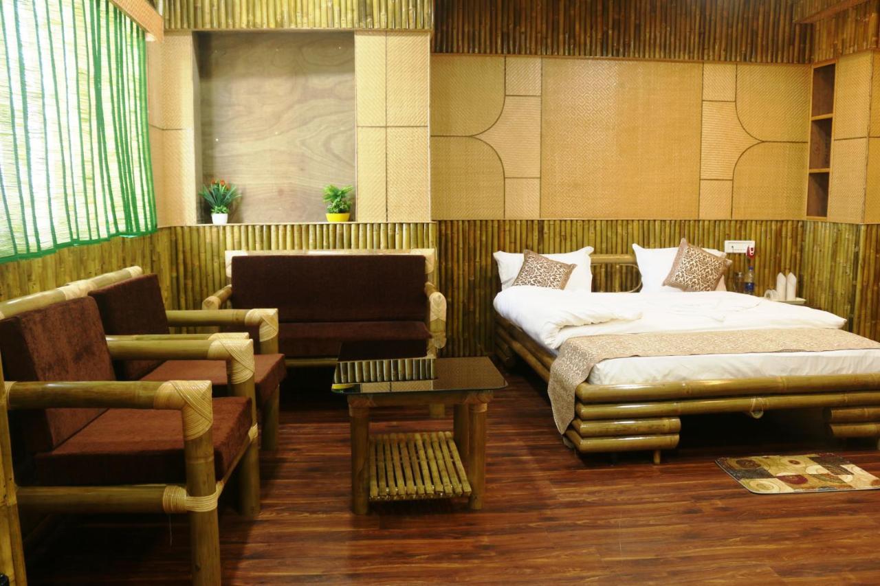 Hotel Himalaya 阿加尔塔拉 外观 照片