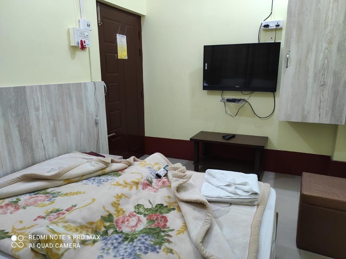 Hotel Himalaya 阿加尔塔拉 外观 照片