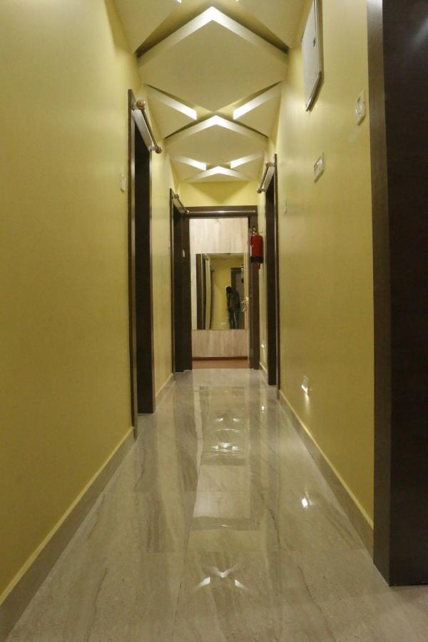 Hotel Himalaya 阿加尔塔拉 外观 照片