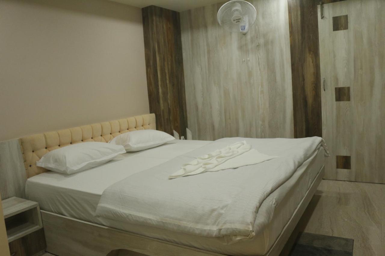 Hotel Himalaya 阿加尔塔拉 外观 照片