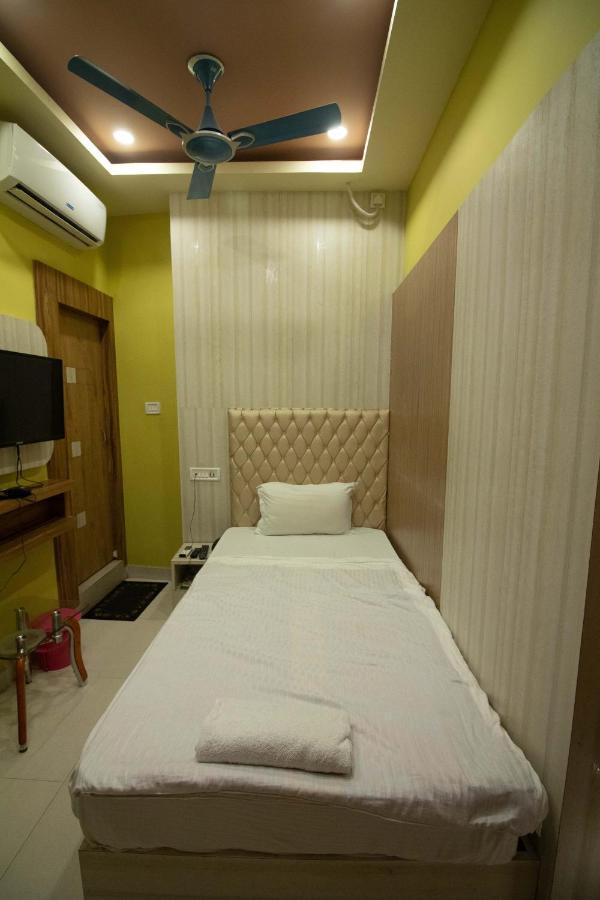 Hotel Himalaya 阿加尔塔拉 外观 照片