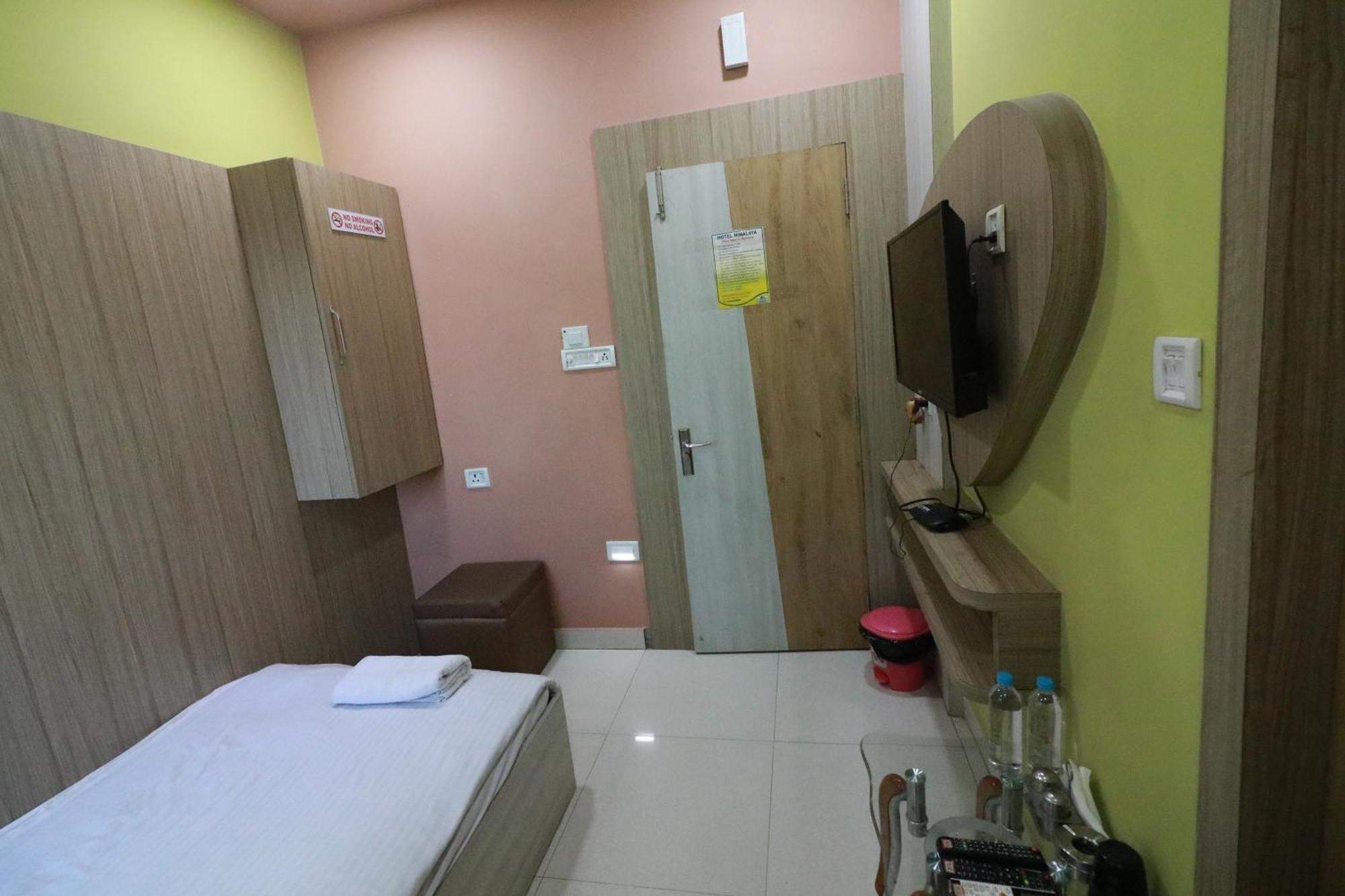 Hotel Himalaya 阿加尔塔拉 外观 照片
