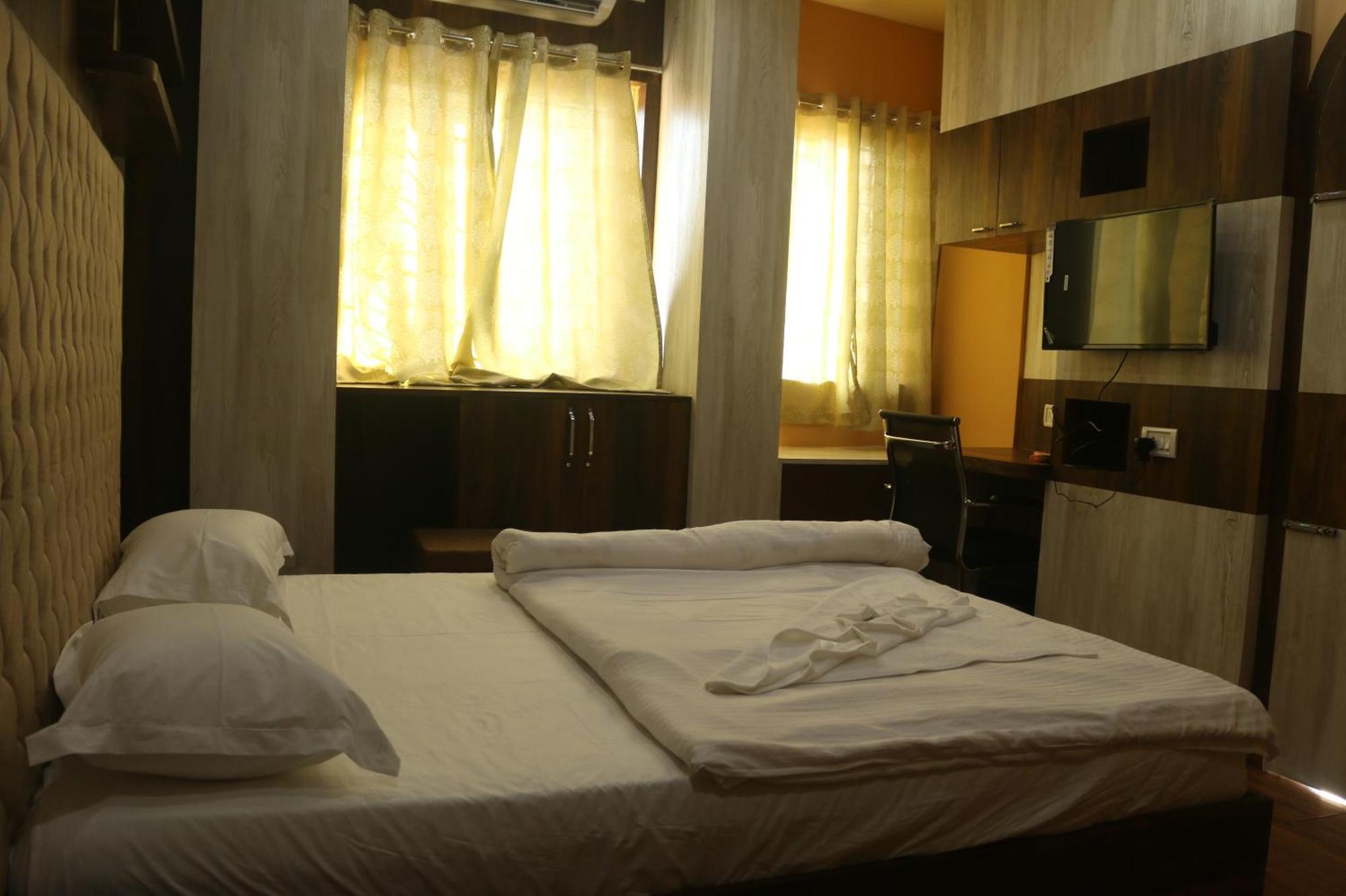 Hotel Himalaya 阿加尔塔拉 外观 照片
