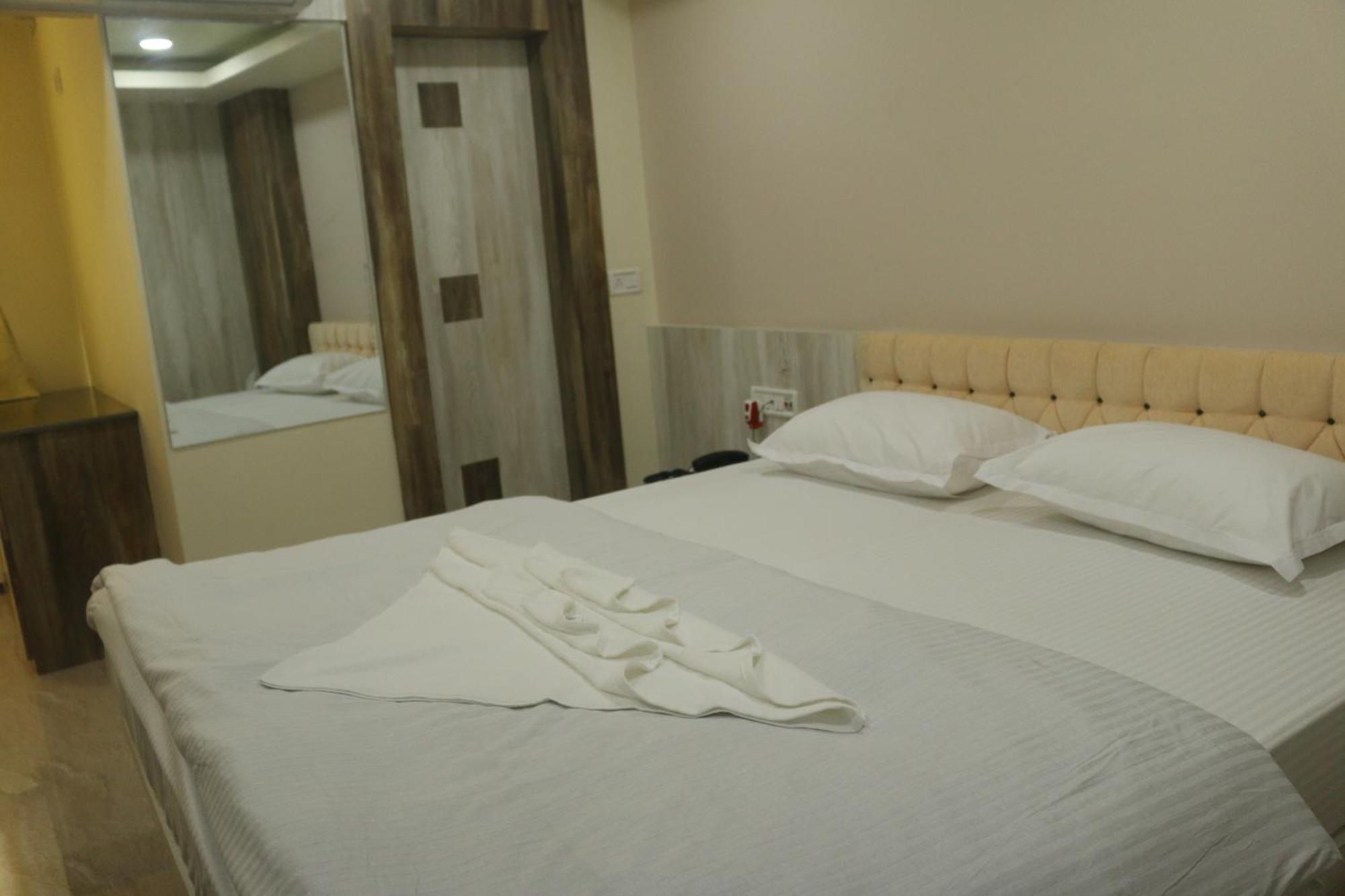Hotel Himalaya 阿加尔塔拉 外观 照片