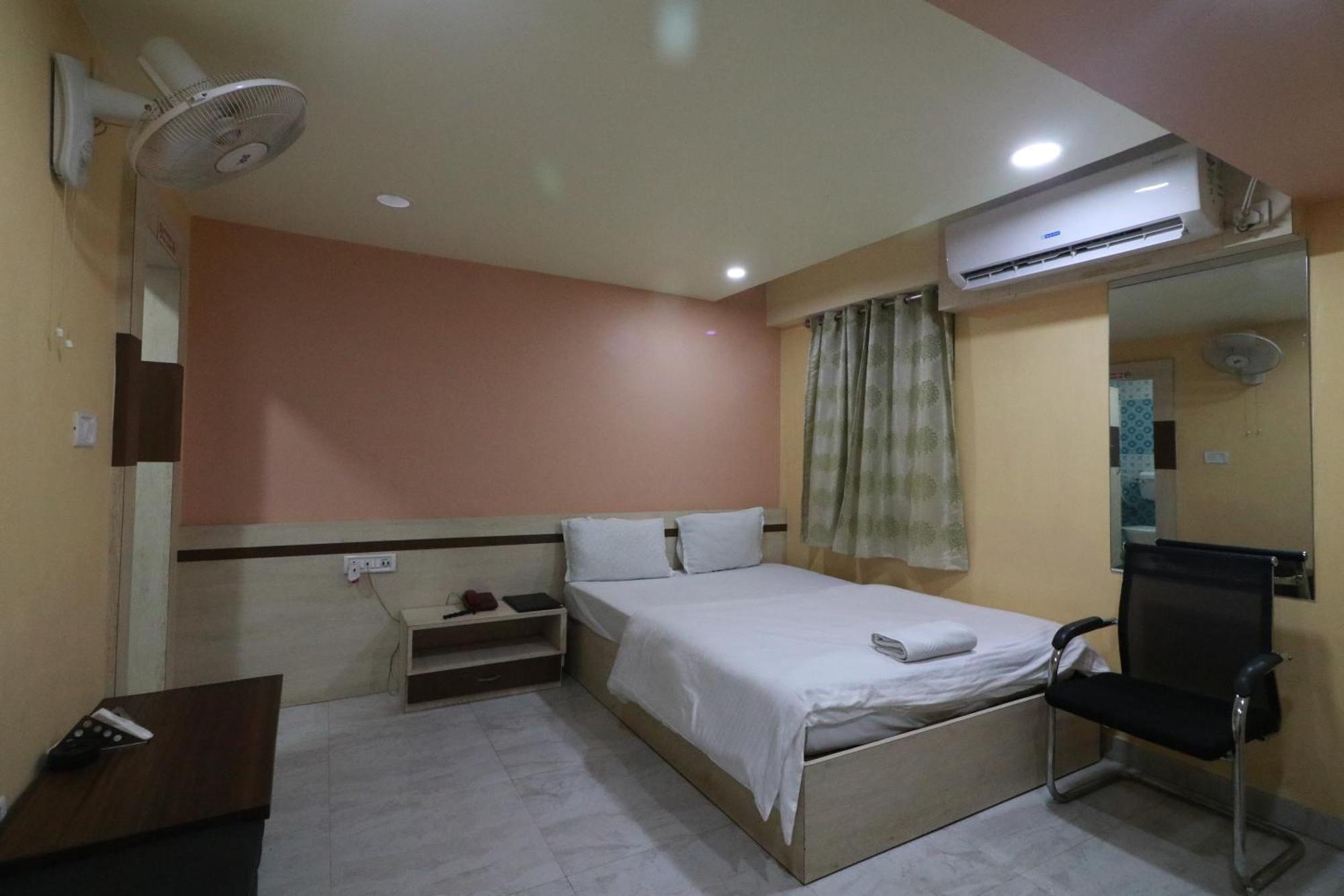 Hotel Himalaya 阿加尔塔拉 外观 照片